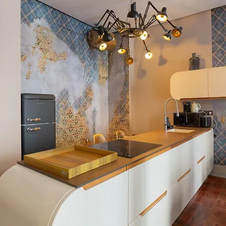 Apartment Balcones De Larios: Beautiful Balconies Next To Plaza De La Constitucion *